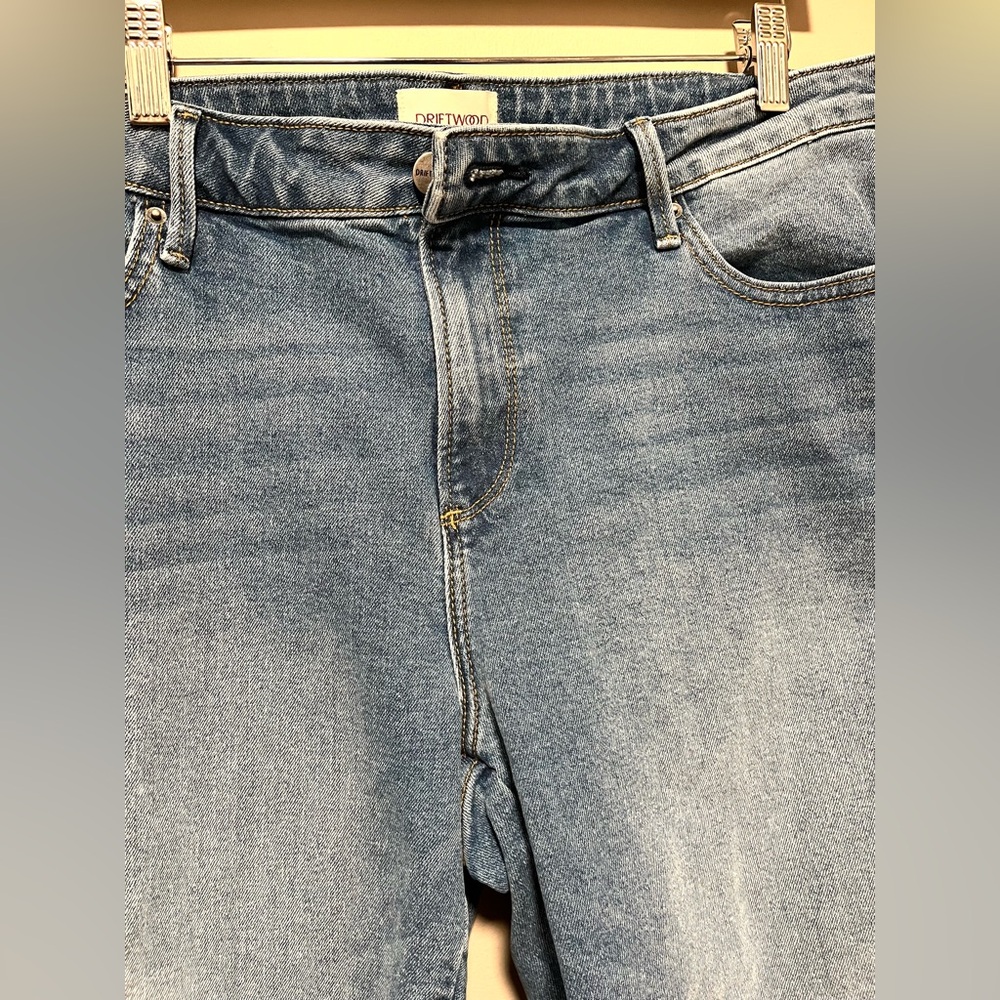 Driftwood Collette Floral Embroidered Blue Jeans - Picture 3 of 11
